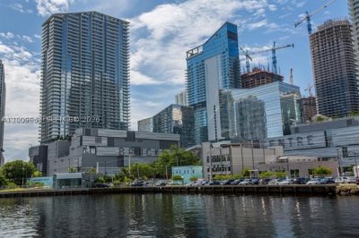 Brickell City Centre Reach Apt #3210