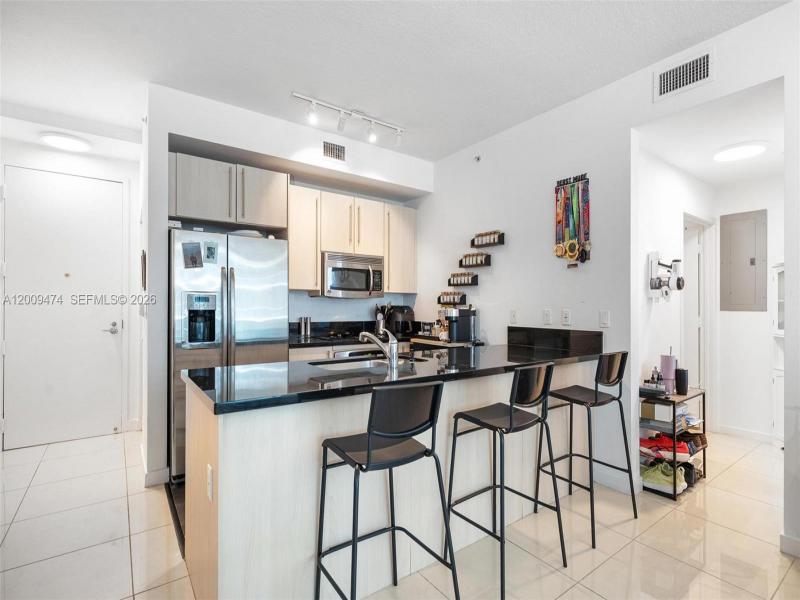 Property photo # 6