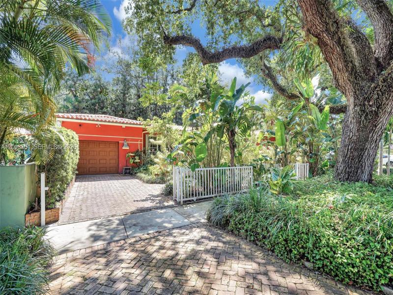 Property photo # 9