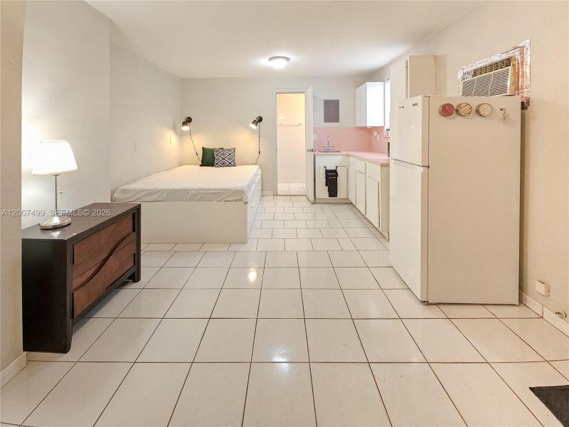 Property photo # 0