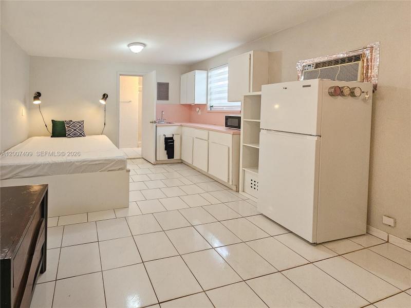 Property photo # 3