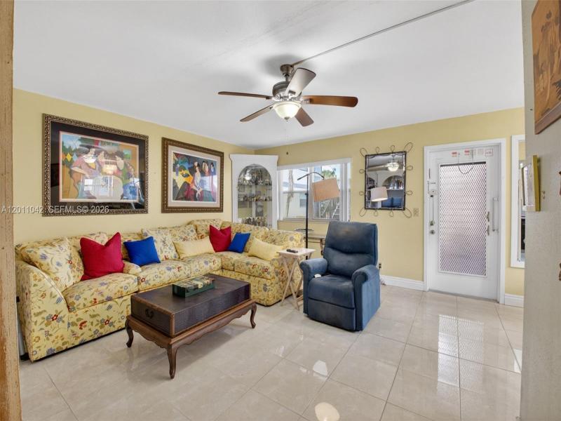 Property photo # 9