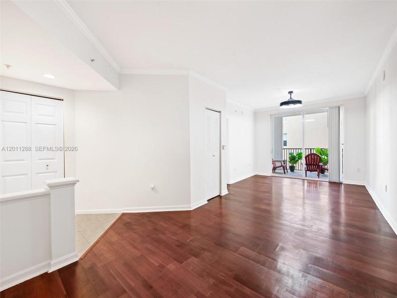 Comprar apartamento en Porto Bellagio 1614