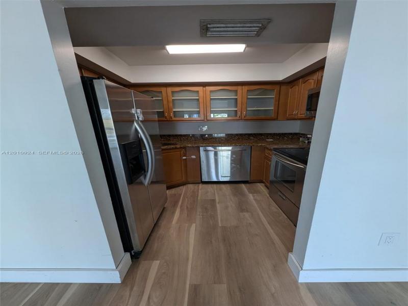 Property photo # 0
