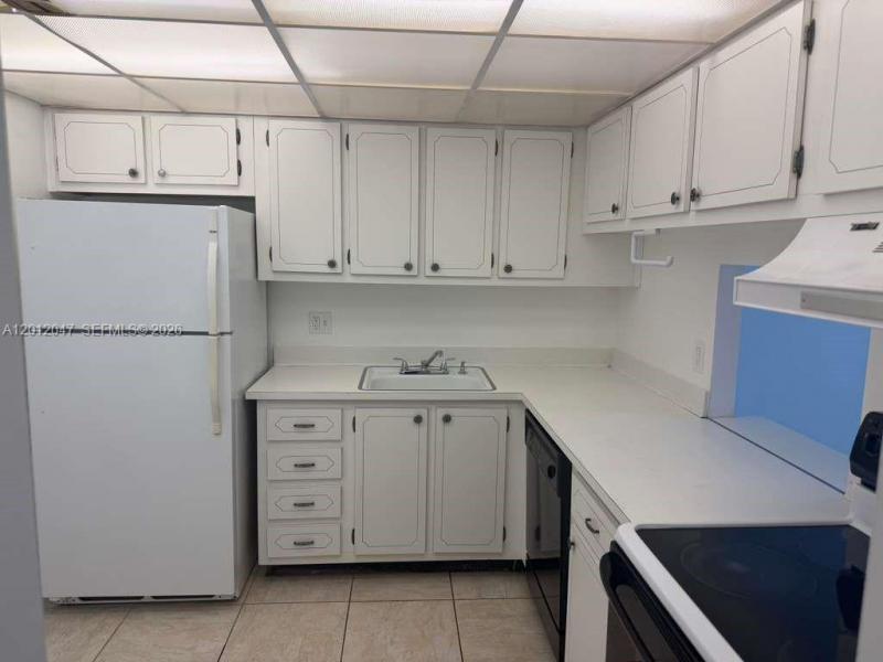 Property photo # 4