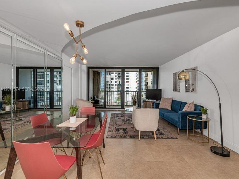Condo for sale at Britannia at Quadomain 604