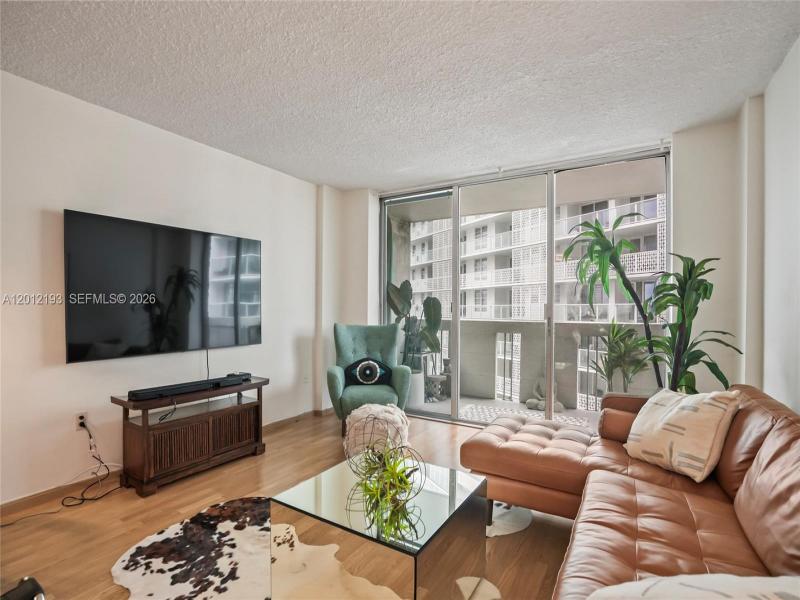 Property photo # 9