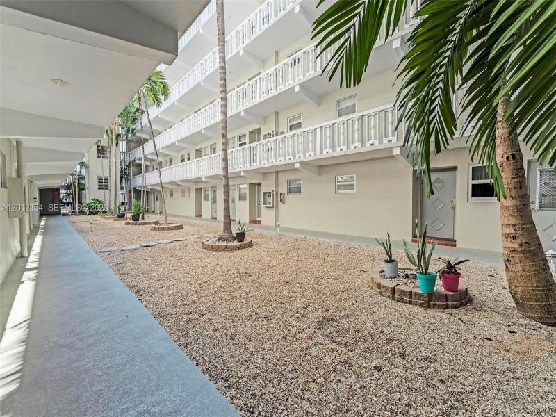Property photo # 0