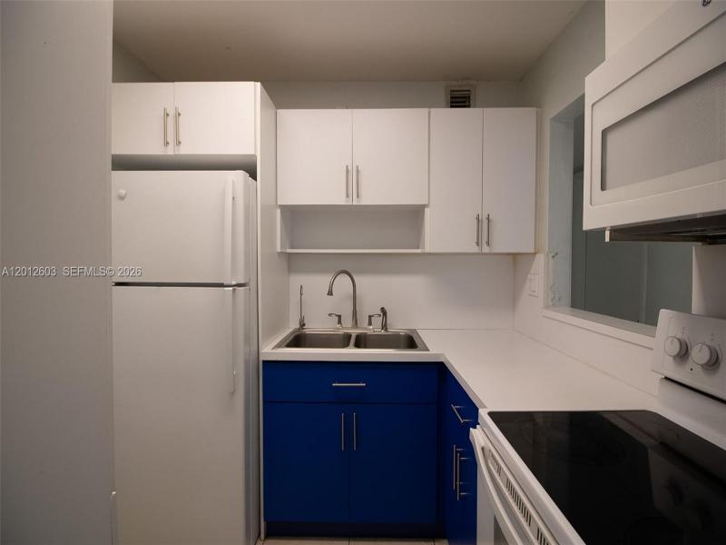 Property photo # 9