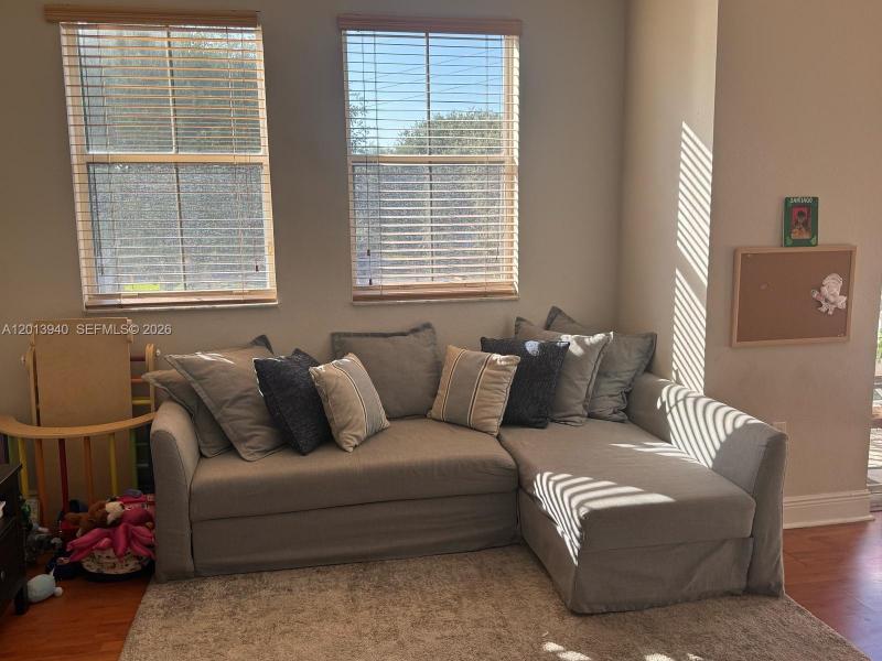 Property photo # 9
