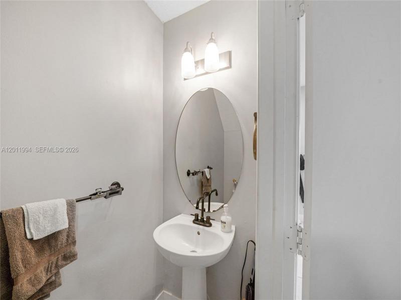 Property photo # 7
