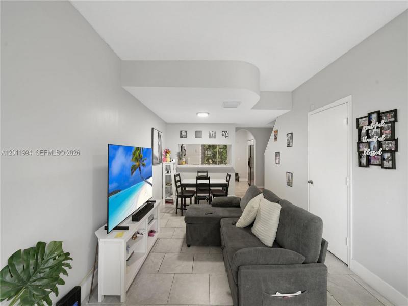 Property photo # 4