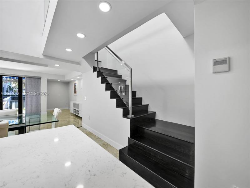Comprar apartamento en Poinciana Island