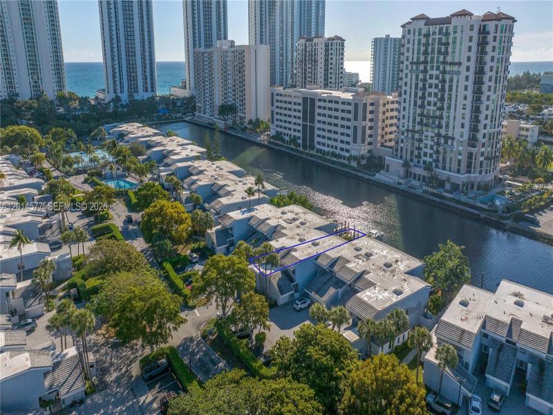Comprar apartamento en Poinciana Island