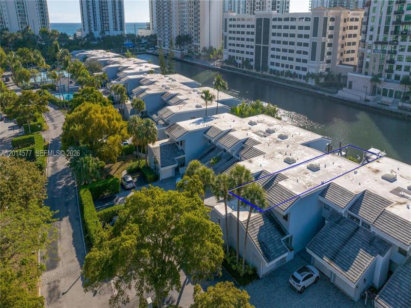 Comprar apartamento en Poinciana Island