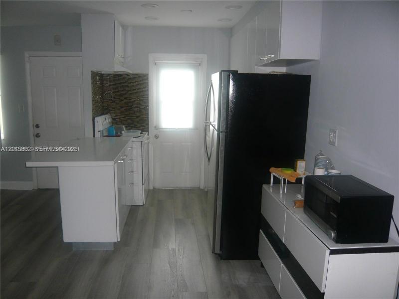 Property photo # 6