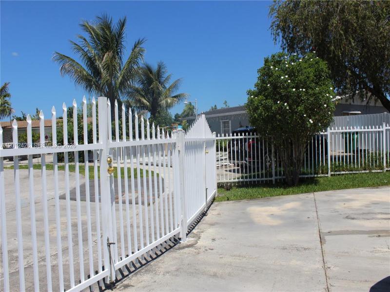 Property photo # 2