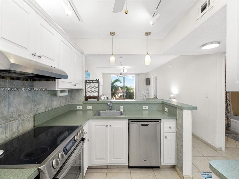 Property photo # 3