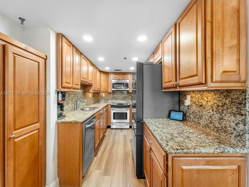 Property photo # 6