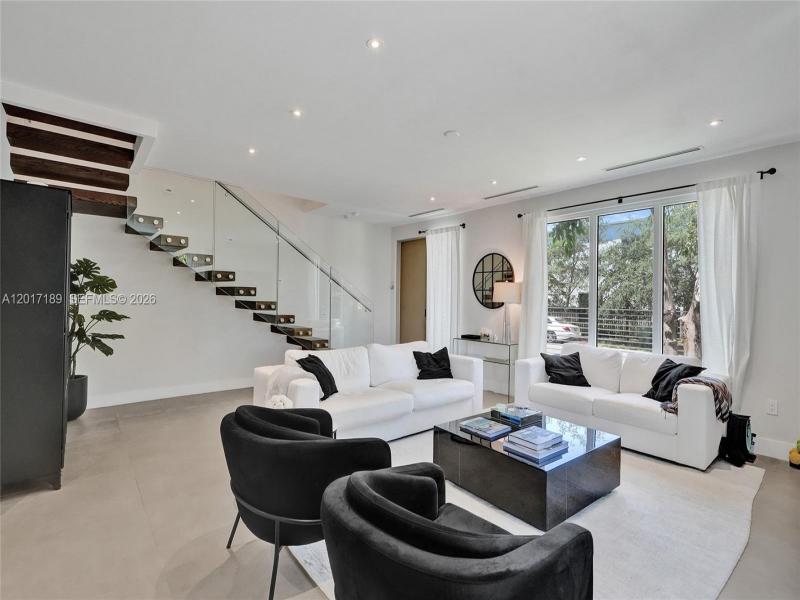 Property photo # 3