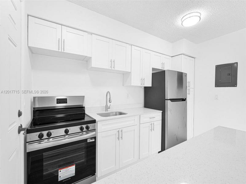 Property photo # 4