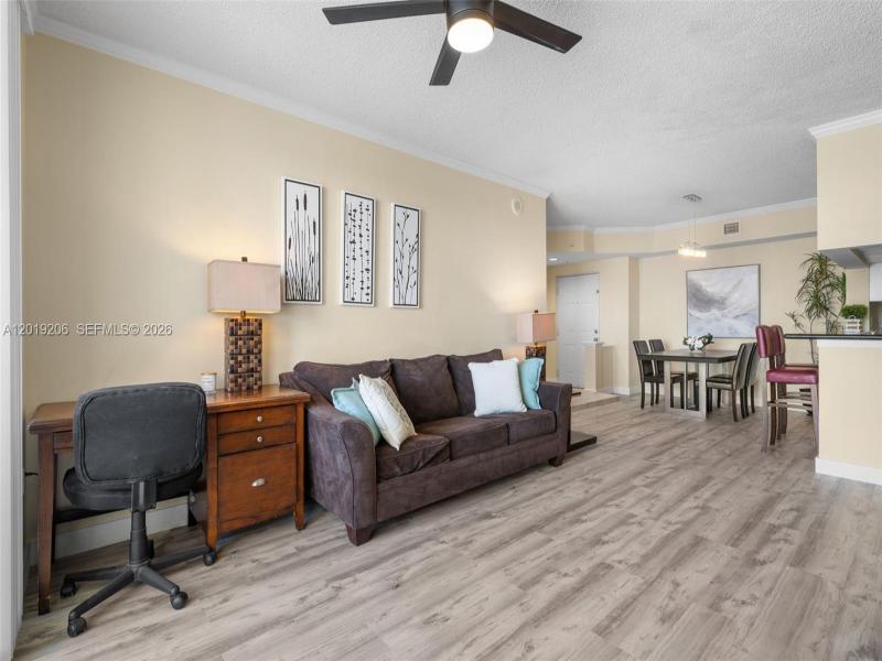 Property photo # 6