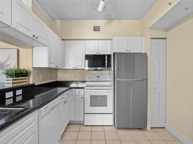 Property photo # 4