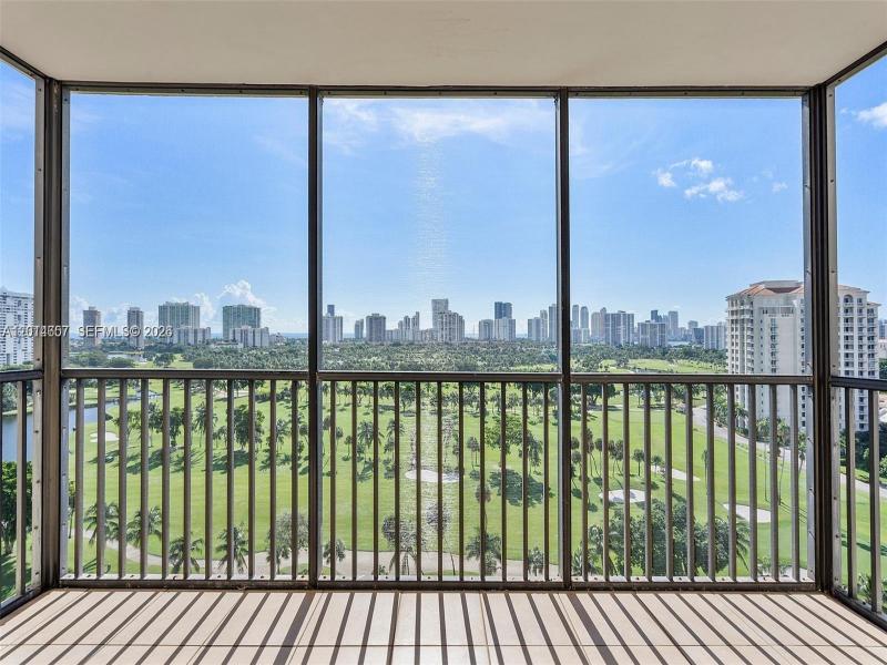 Condo for sale at Coronado I 1608