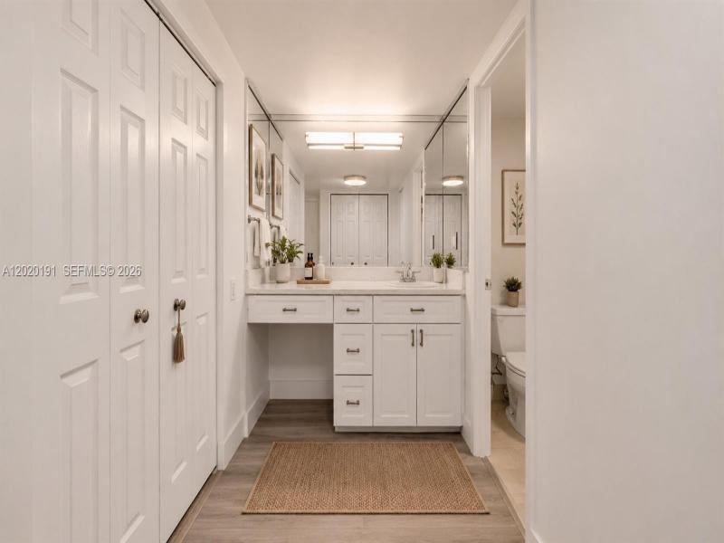 Comprar apartamento no Coronado I 1126