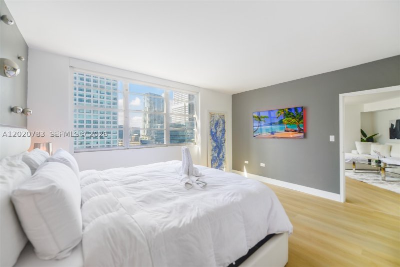 Aluguel de apartamento no Four Ambassadors 1962