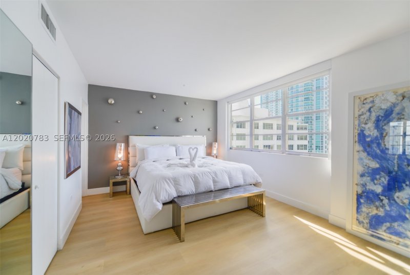 Aluguel de apartamento no Four Ambassadors 1962