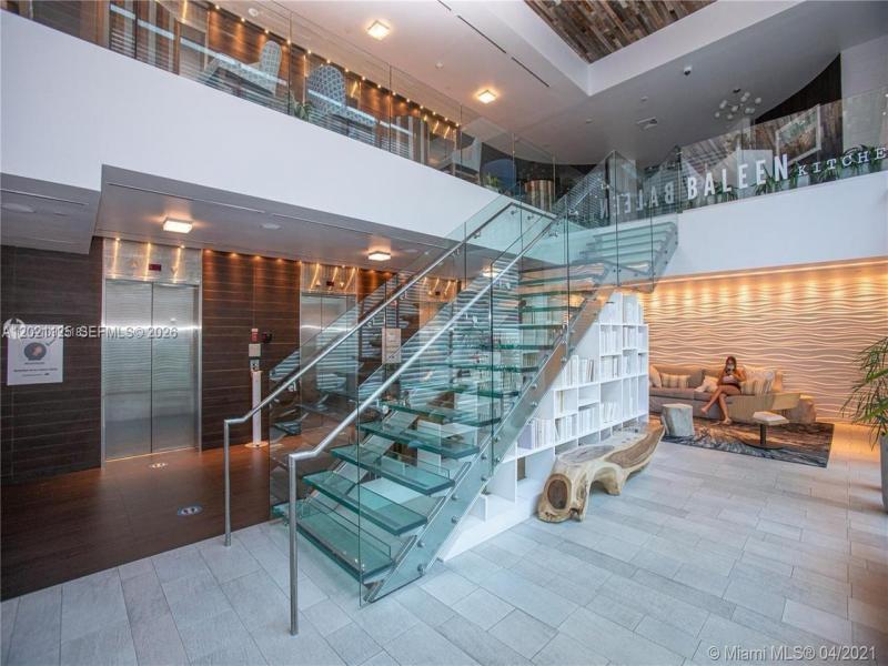 Comprar apartamento en Sole 1507