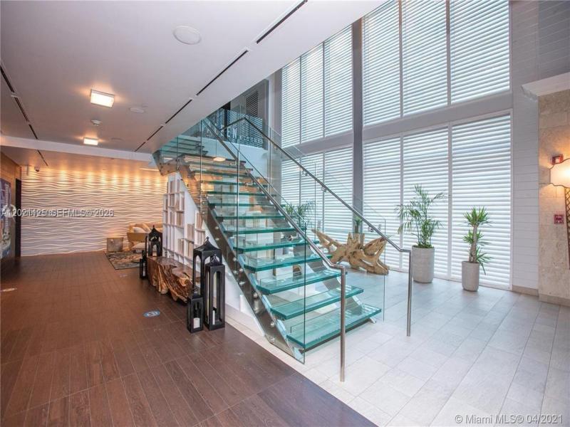 Comprar apartamento en Sole 1507