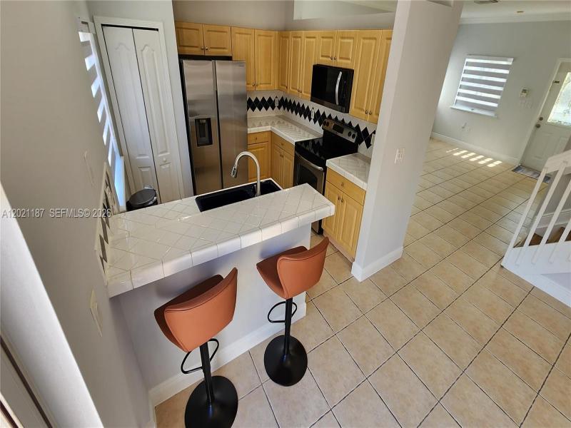 Property photo # 2