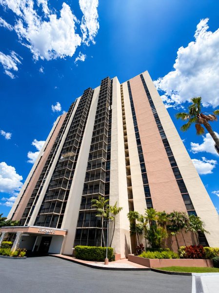 Coronado I Apt #329