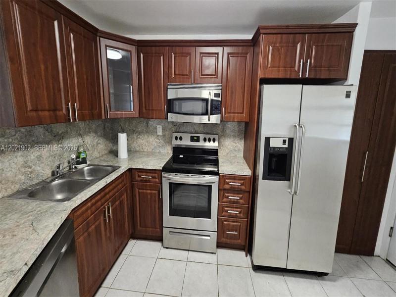 Property photo # 0