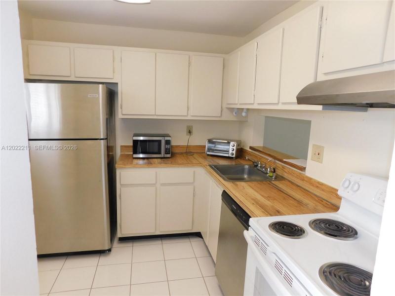Property photo # 2