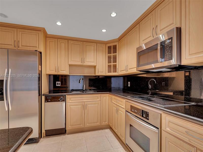 Property photo # 4