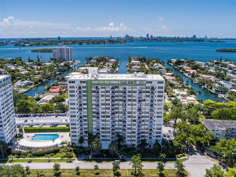 Comprar apartamento en Bayview Towers A603