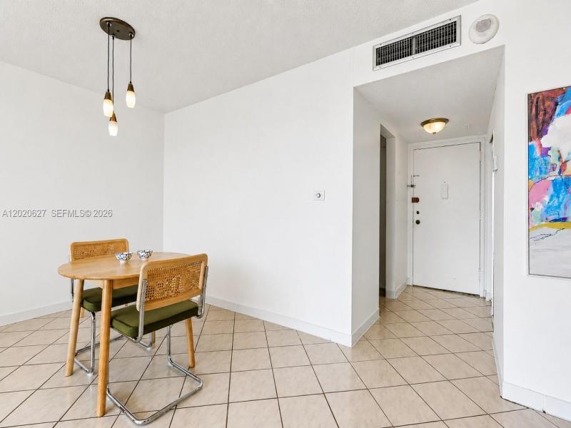 Comprar apartamento en Bayview Towers A603