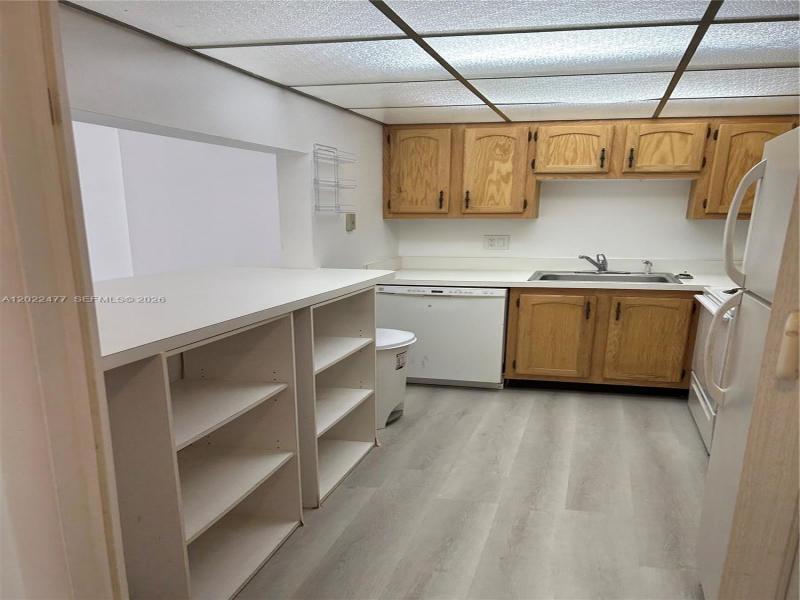 Property photo # 8