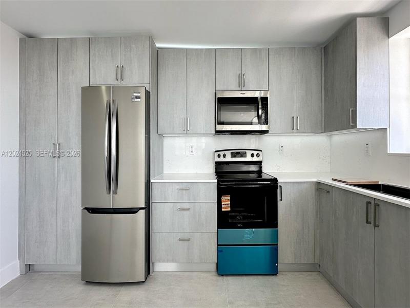 Property photo # 0