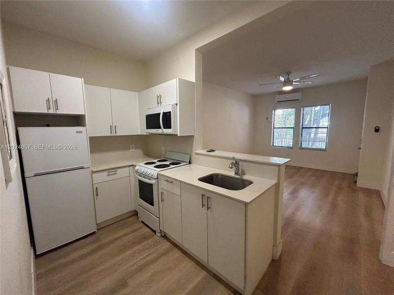 Property photo # 4
