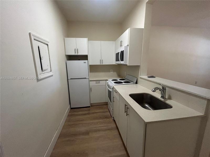 Property photo # 7