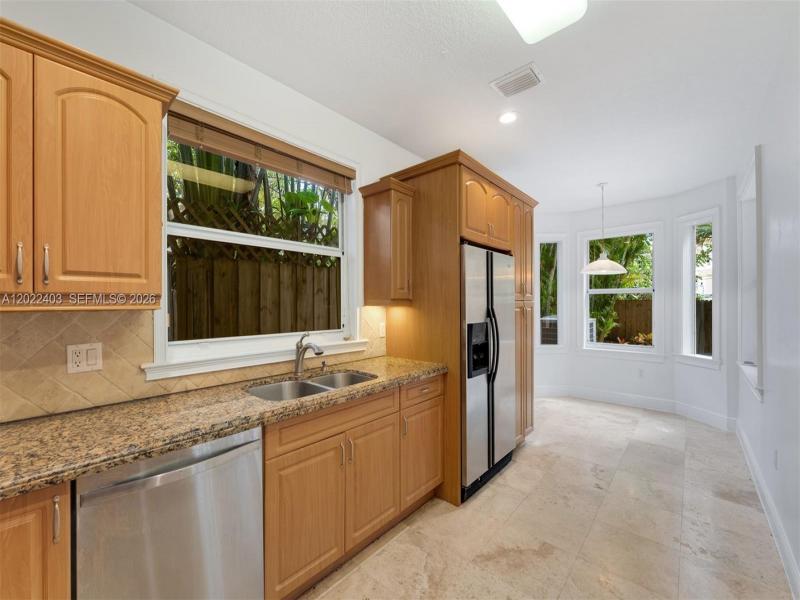 Property photo # 8