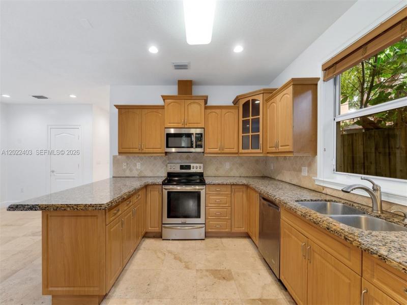 Property photo # 3