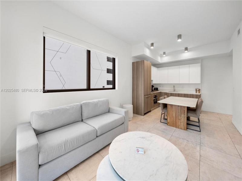 Condo for sale at Smart Brickell Residences 1202