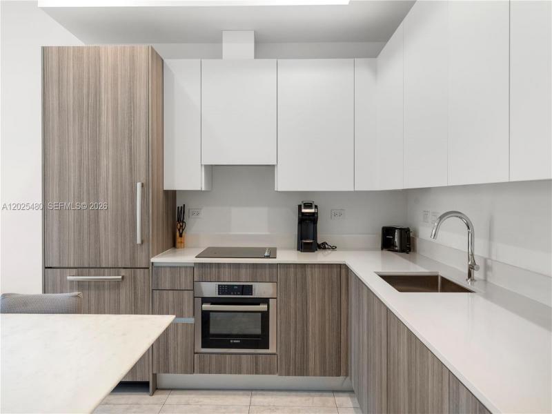 Condo for sale at Smart Brickell Residences 1202