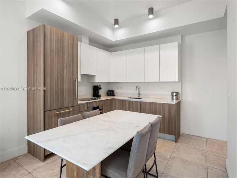 Condo for sale at Smart Brickell Residences 1202