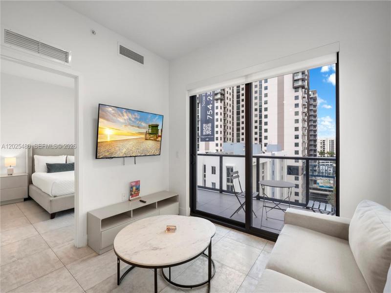 Condo for sale at Smart Brickell Residences 1202